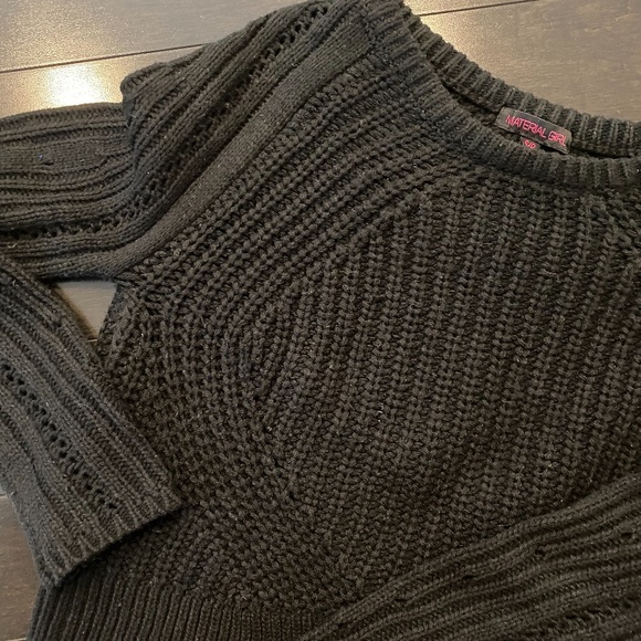 Material Girl Cropped Sweater - Picture 6 of 9